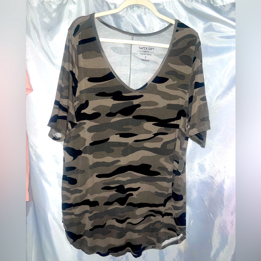 Torrid Super Soft Camouflage Tunic Size 3